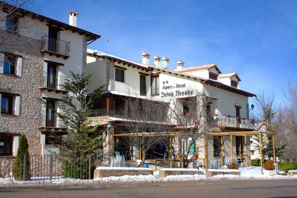 Apart-Hotel Selva Nevada La Virgen de la Vega Zewnętrze zdjęcie